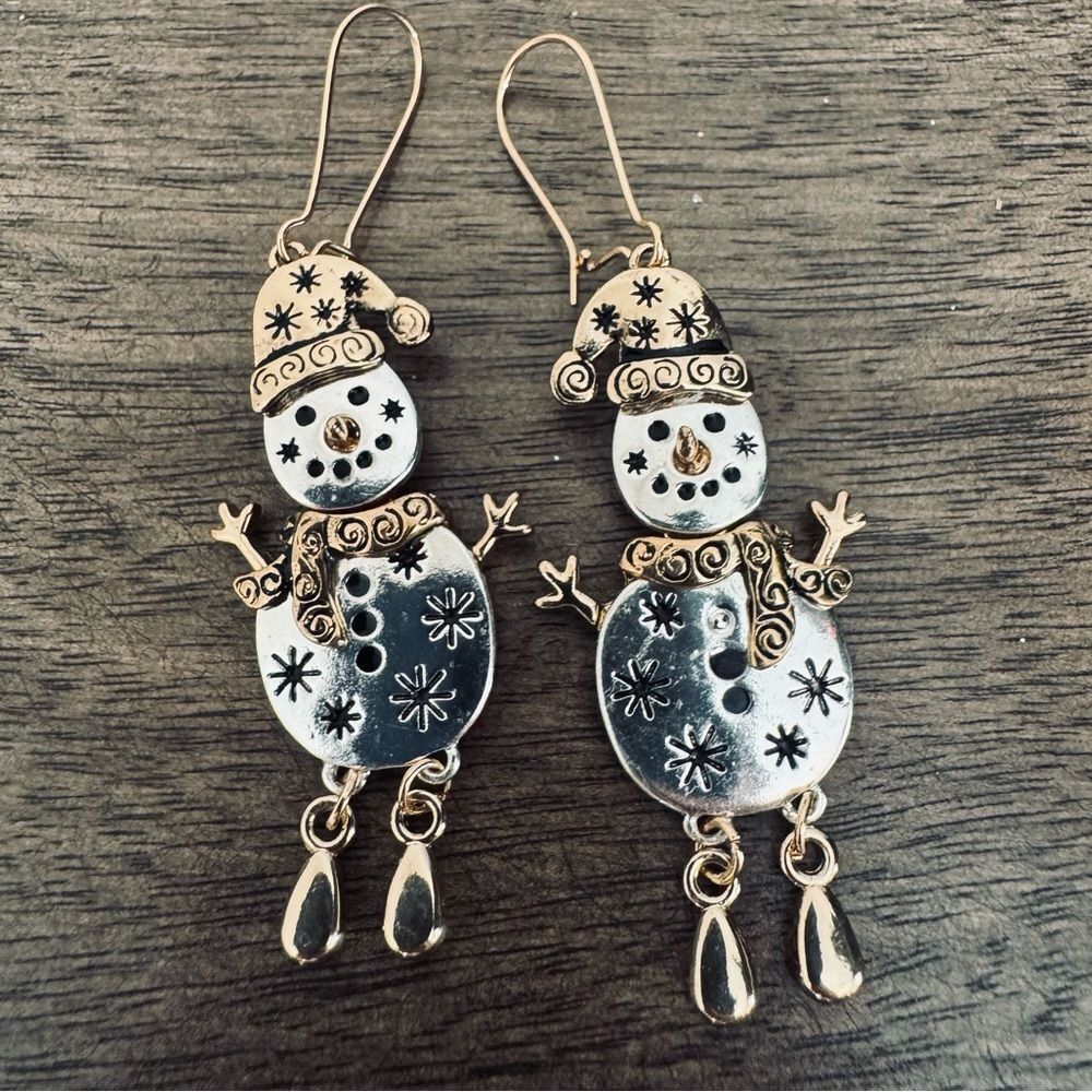 Snowman Metallic Two-Tone Christmas Holiday Earrings - Picture 1 of 2